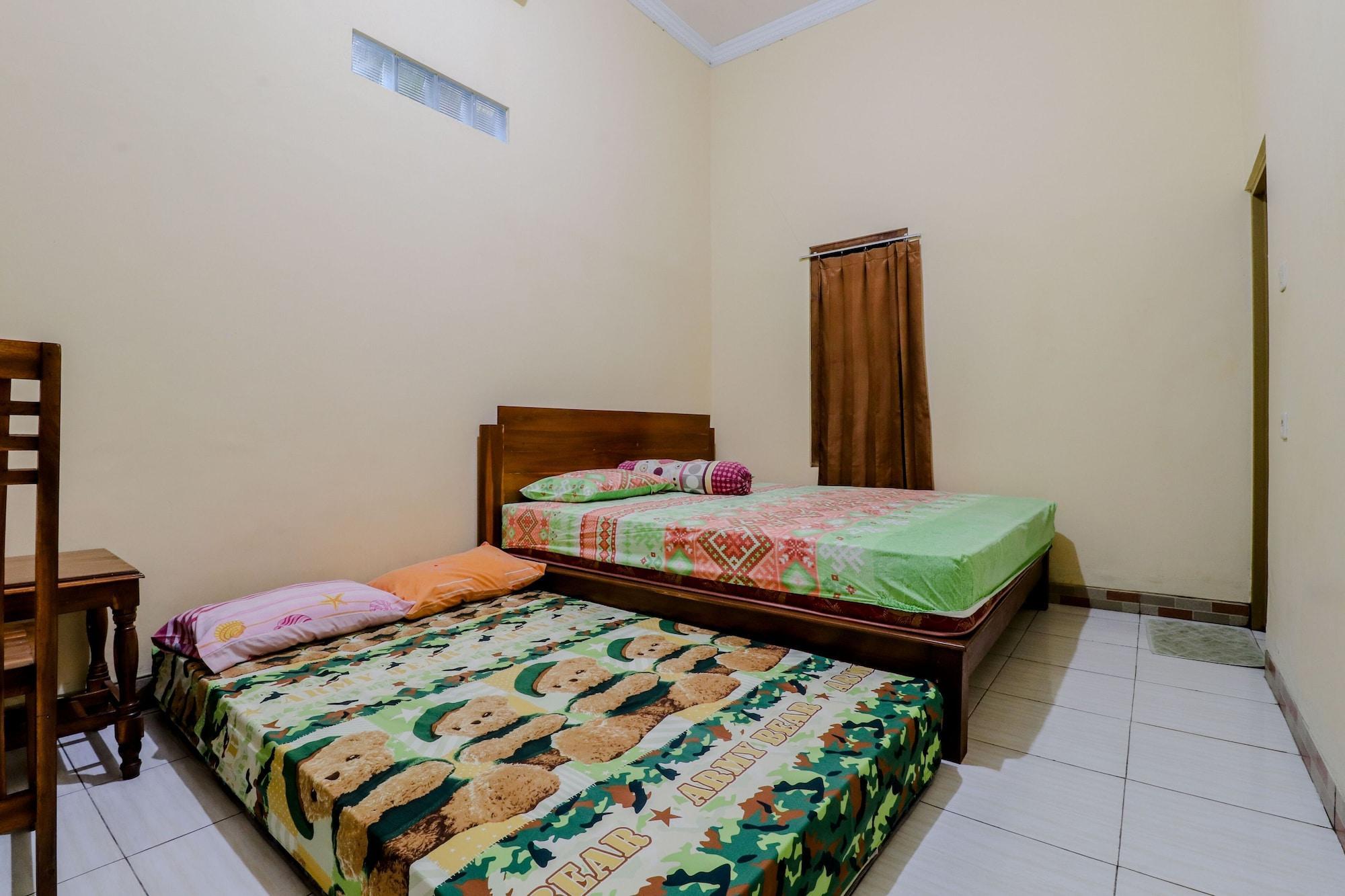 Penginapan Barokah Kemadang Exterior photo