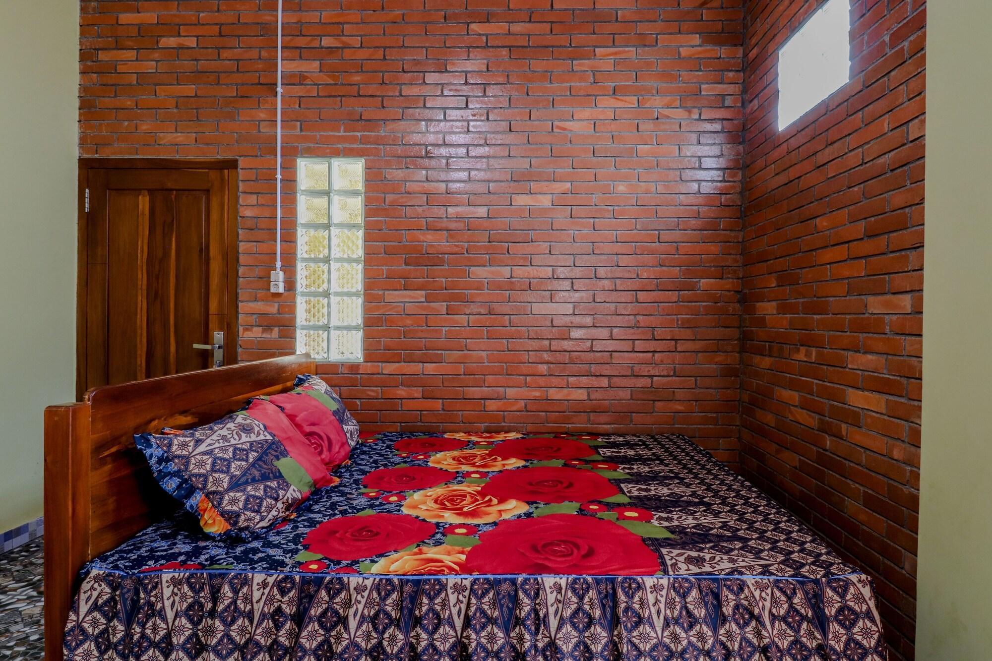 Penginapan Barokah Kemadang Exterior photo